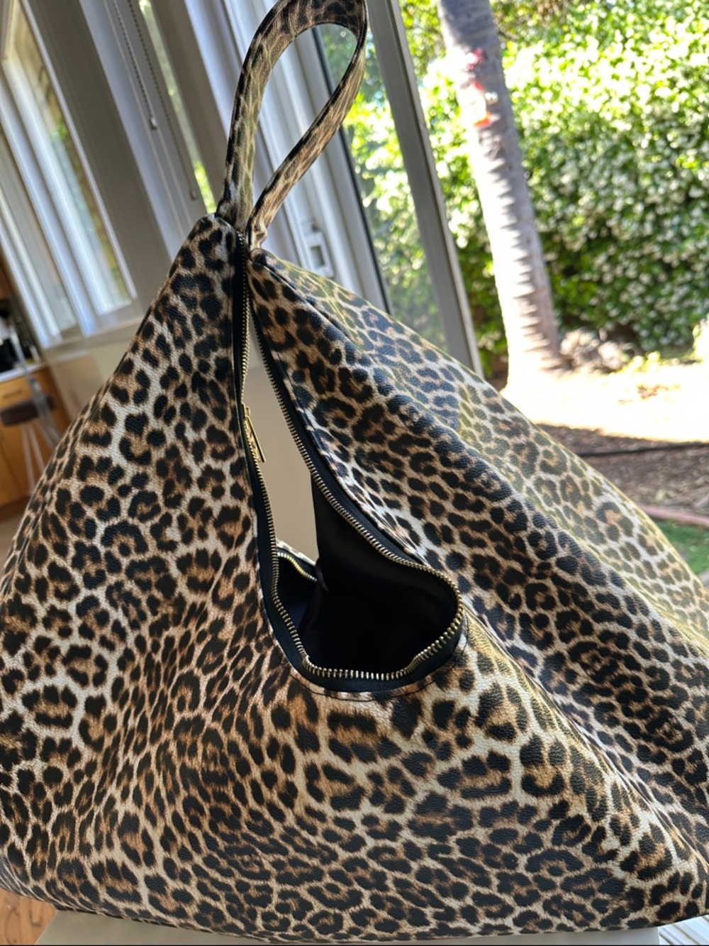 AKIRA Leopard-Print Hobo Bag - Brown, Black & Cream - Picture 7 of 9